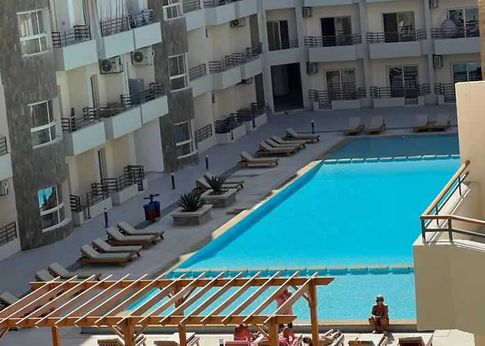 Appartamento Luxury 1br On Al Mamsha And 2 Minutes To The Sea With Access Al-hambra Hurghada